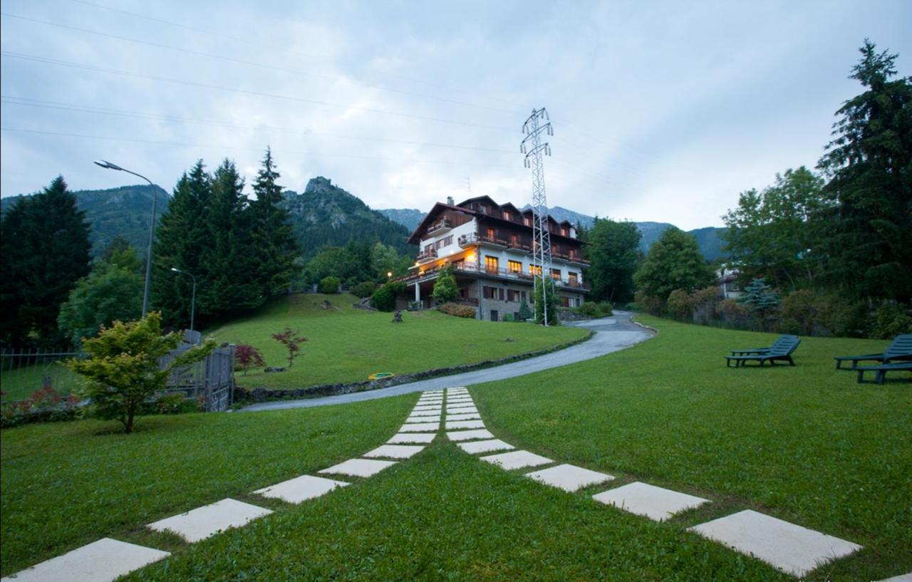 Albergo Ristorante Scanapà Castione della Presolana Esterno foto