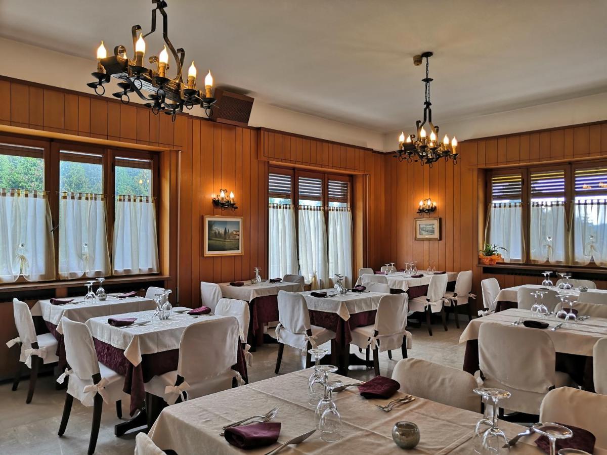 Albergo Ristorante Scanapà Castione della Presolana Esterno foto
