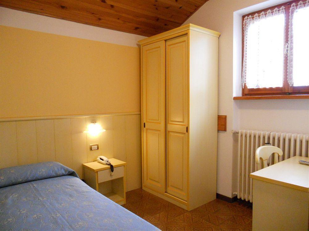 Albergo Ristorante Scanapà Castione della Presolana Esterno foto