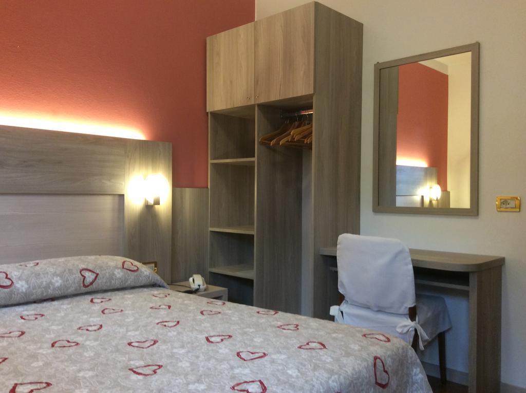 Albergo Ristorante Scanapà Castione della Presolana Esterno foto