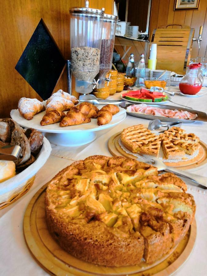 Albergo Ristorante Scanapà Castione della Presolana Esterno foto